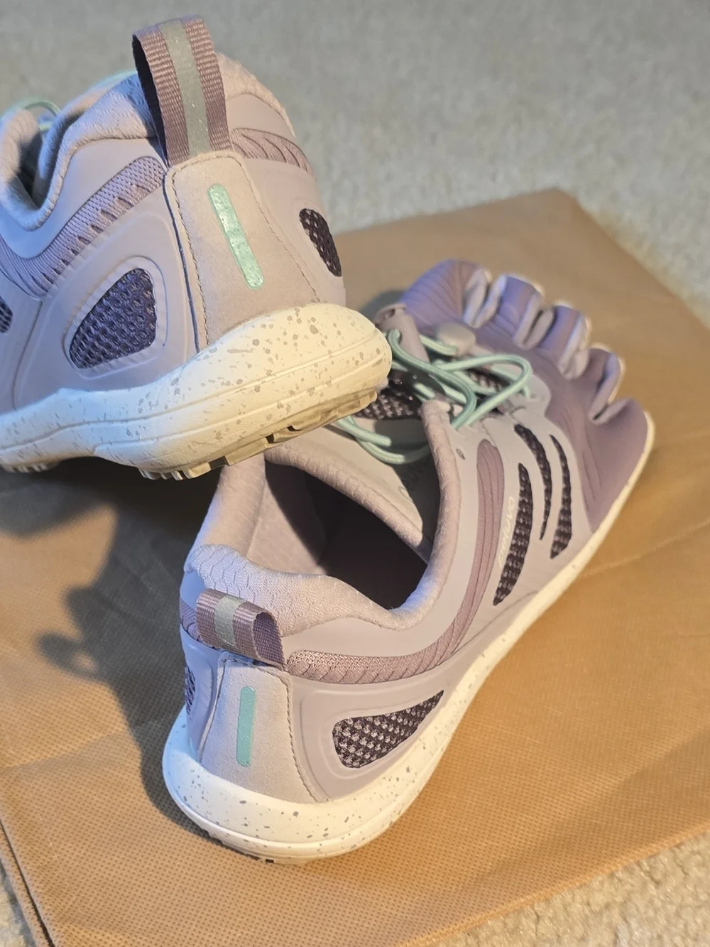 Women’s Lavender Toe-Separator Athletic Sneakers with Easy-Pull Laces